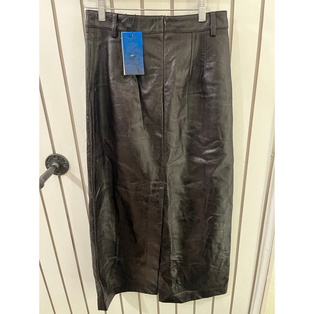 Urban Revivo Faux Leather Skirt - Picture 3 of 7